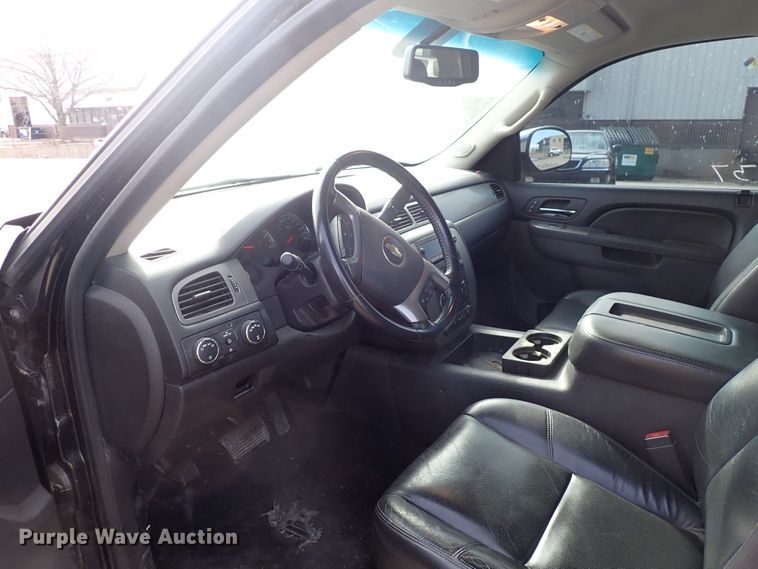 image for item DJ0230 2012 Chevrolet Silverado 1500  Crew Cab pickup truck