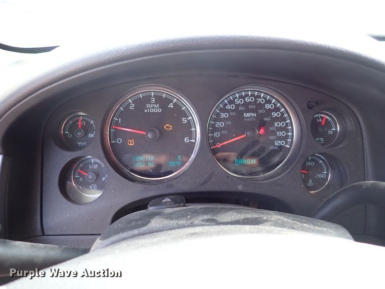 image for item DJ0230 2012 Chevrolet Silverado 1500  Crew Cab pickup truck