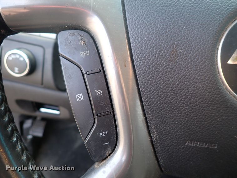 image for item DJ0230 2012 Chevrolet Silverado 1500  Crew Cab pickup truck