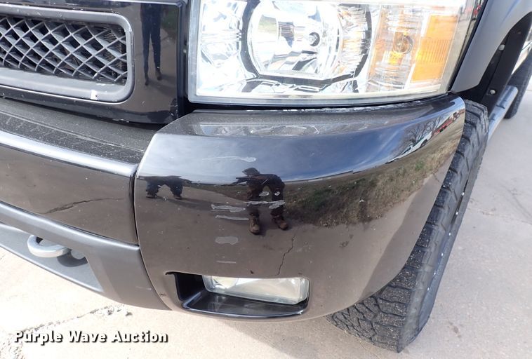 image for item DJ0230 2012 Chevrolet Silverado 1500  Crew Cab pickup truck