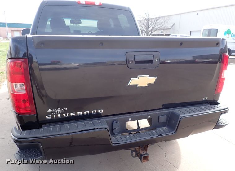 image for item DJ0230 2012 Chevrolet Silverado 1500  Crew Cab pickup truck