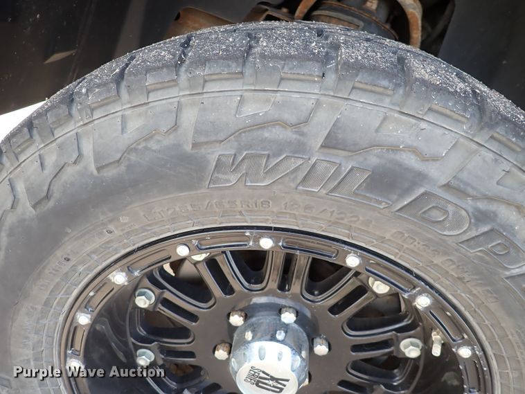 image for item DJ0230 2012 Chevrolet Silverado 1500  Crew Cab pickup truck