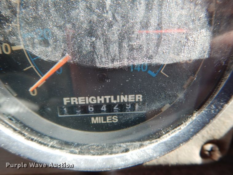 image for item DJ0390 1982 Freightliner FLC  dump truck