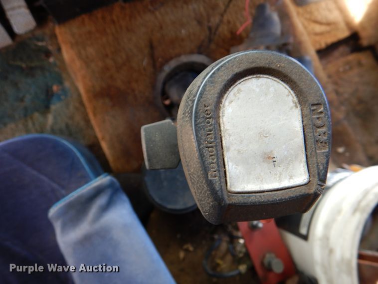 image for item DJ0390 1982 Freightliner FLC  dump truck