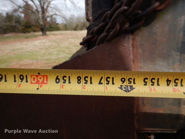 image for item DJ0390 1982 Freightliner FLC  dump truck