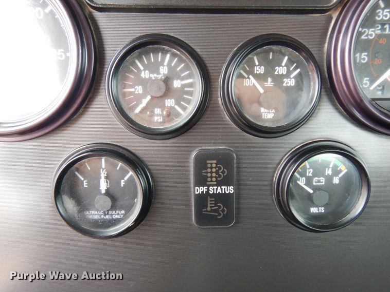 image for item DJ1070 2008 Peterbilt 325  flatbed truck