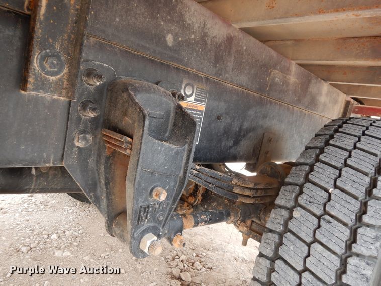 image for item DJ1070 2008 Peterbilt 325  flatbed truck