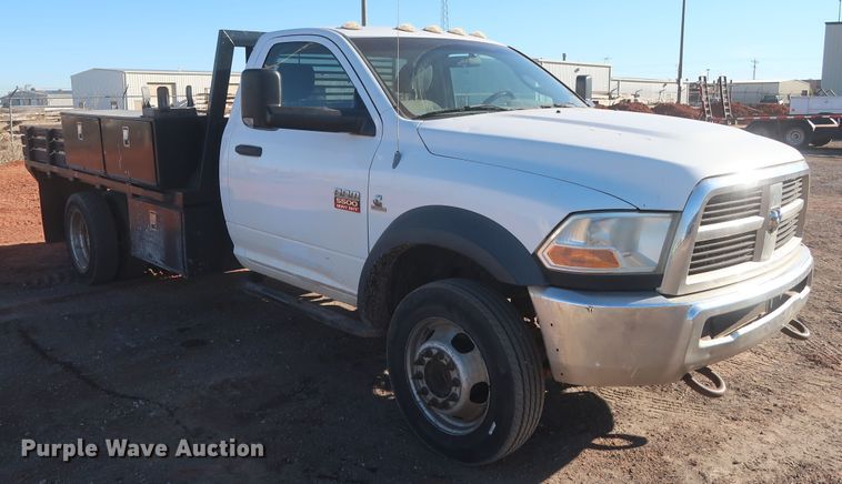 image for item DJ1858 2011 Dodge Ram 5500  flatbed truck