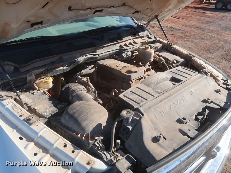 image for item DJ1858 2011 Dodge Ram 5500  flatbed truck