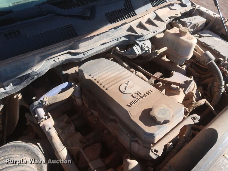 image for item DJ1858 2011 Dodge Ram 5500  flatbed truck