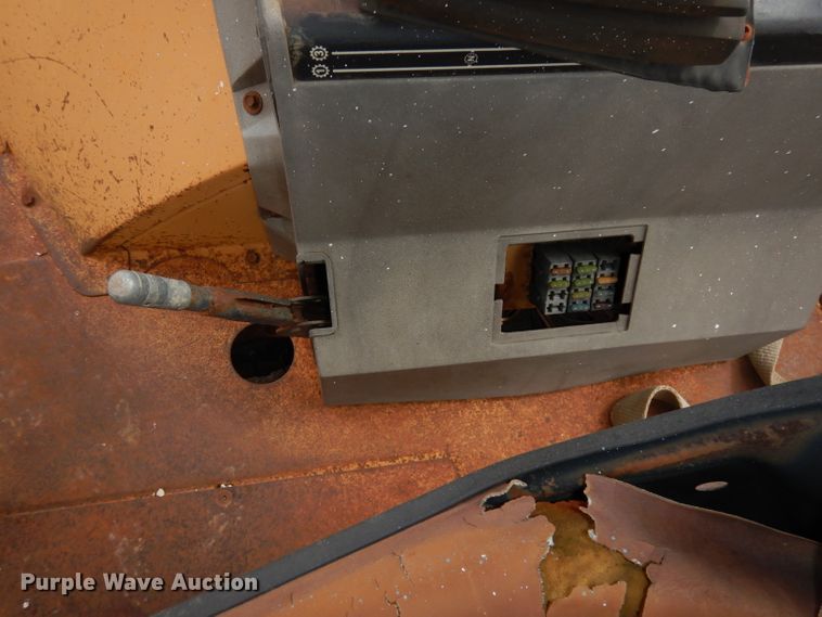 image for item DJ2860 1991 Case 580K Construction King  backhoe