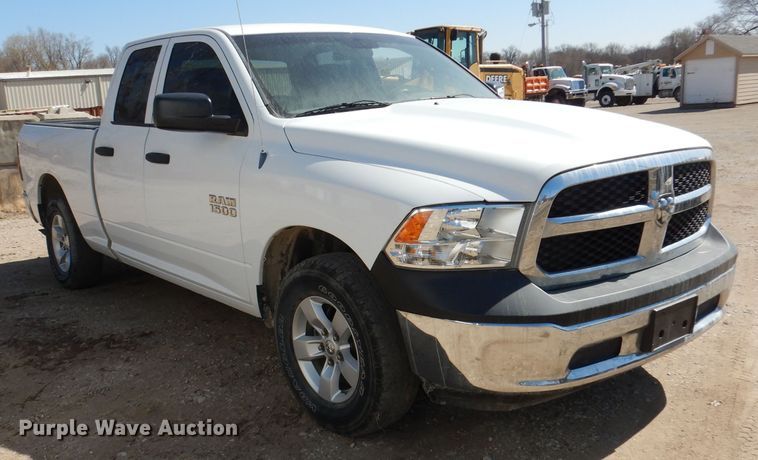 image for item DJ2884 2013 Dodge Ram 1500  Crew Cab pickup truck