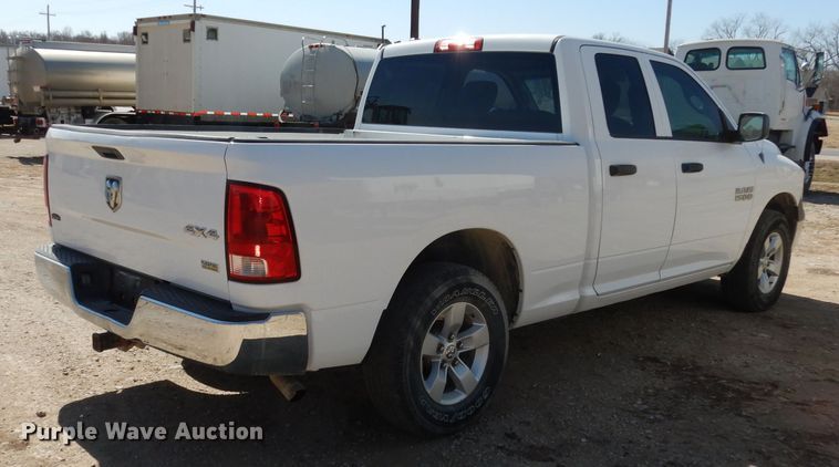 image for item DJ2884 2013 Dodge Ram 1500  Crew Cab pickup truck