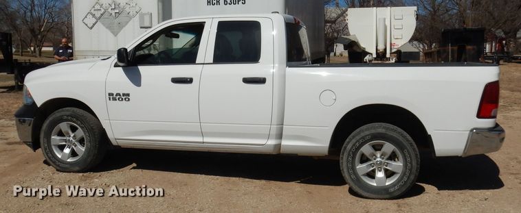 image for item DJ2884 2013 Dodge Ram 1500  Crew Cab pickup truck