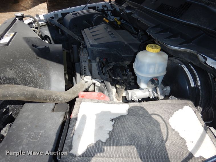 image for item DJ2884 2013 Dodge Ram 1500  Crew Cab pickup truck