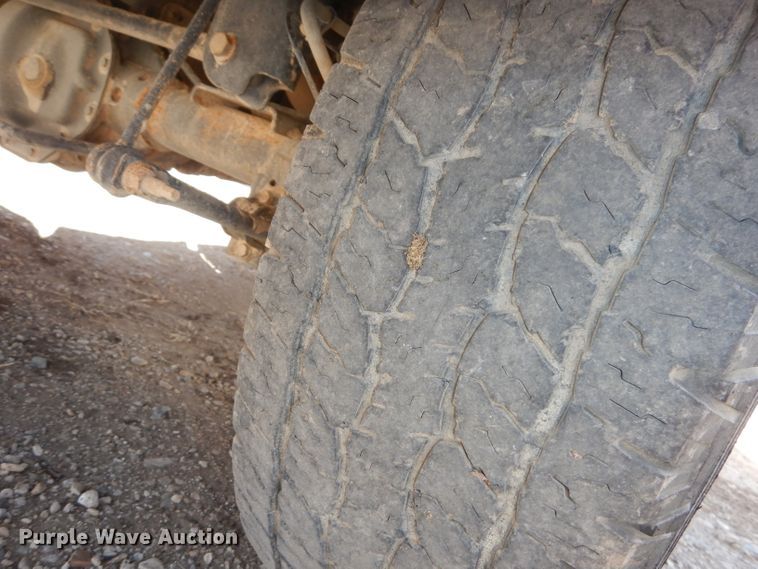 image for item DJ2884 2013 Dodge Ram 1500  Crew Cab pickup truck