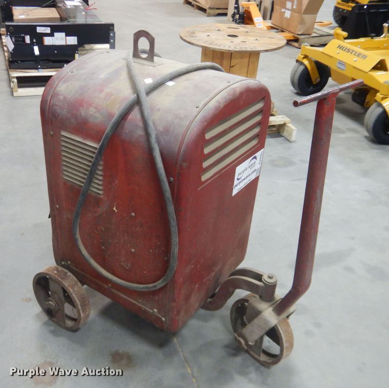 image for item DJ4991 Lincoln Idealarc 250  AC welder