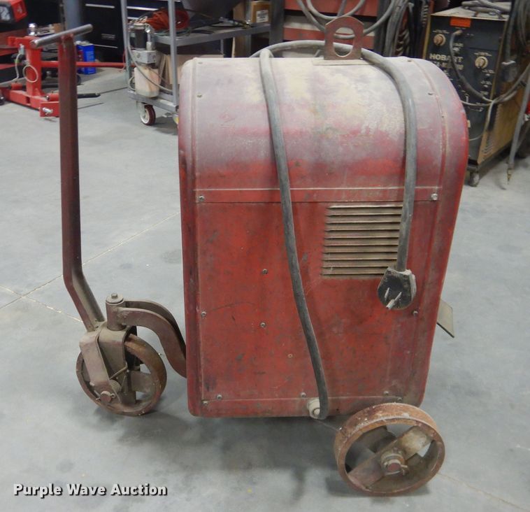 image for item DJ4991 Lincoln Idealarc 250  AC welder