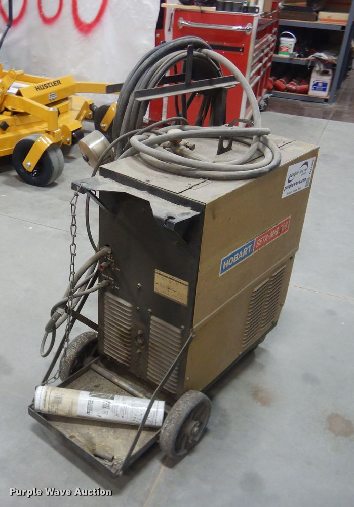 image for item DJ4992 Hobart Beta-Mig 200  mig welder