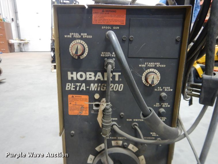 image for item DJ4992 Hobart Beta-Mig 200  mig welder