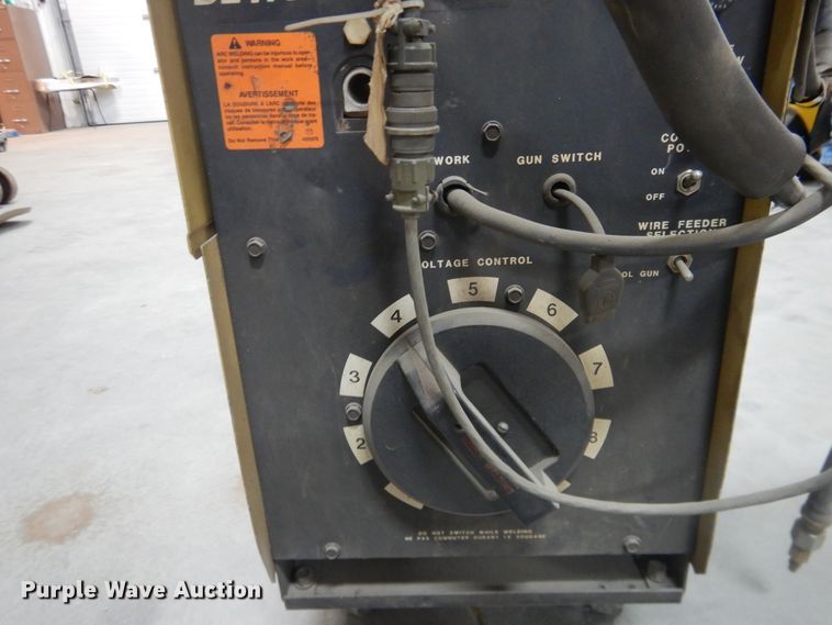 image for item DJ4992 Hobart Beta-Mig 200  mig welder