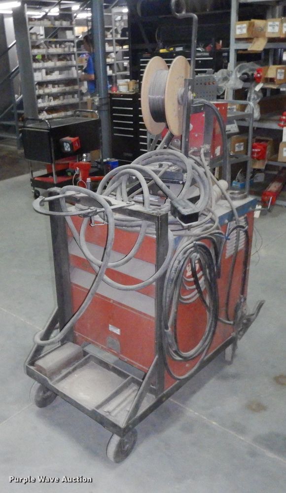 image for item DJ4993 Lincoln R3S-325  arc welder