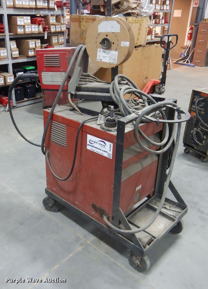 image for item DJ4993 Lincoln R3S-325  arc welder