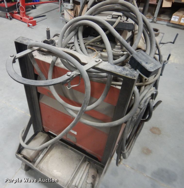 image for item DJ4993 Lincoln R3S-325  arc welder