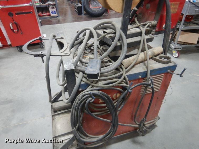 image for item DJ4993 Lincoln R3S-325  arc welder