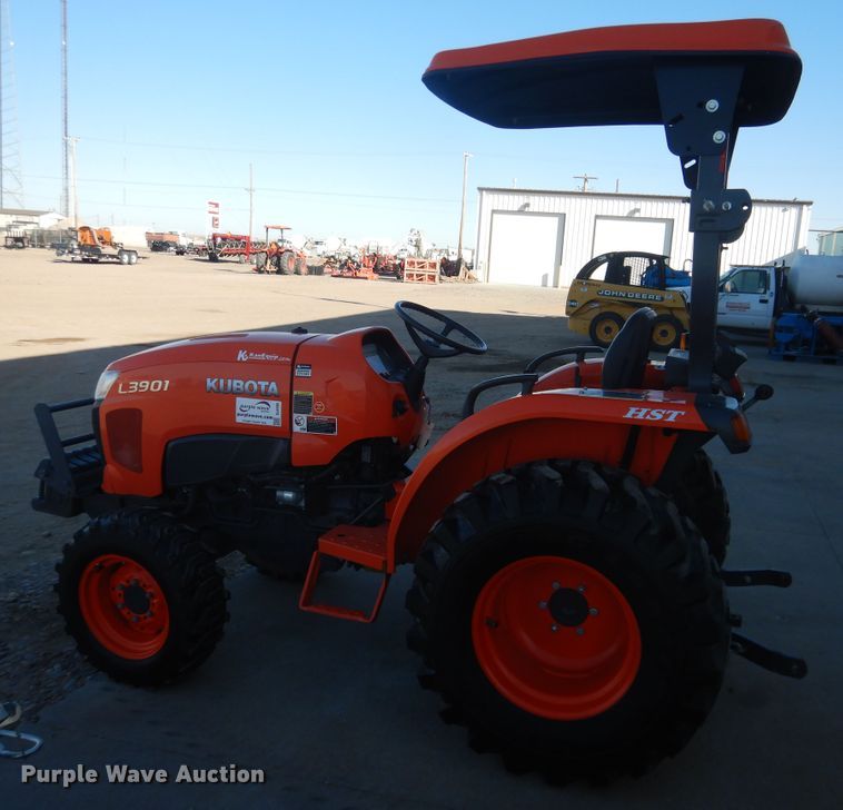 image for item DJ4995 Kubota L3901D  MFWD tractor