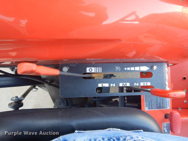 image for item DJ4995 Kubota L3901D  MFWD tractor