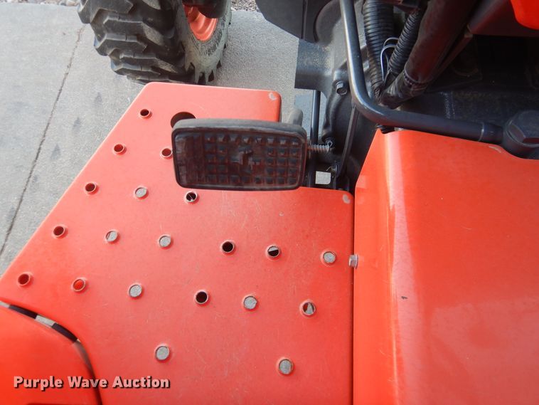 image for item DJ4995 Kubota L3901D  MFWD tractor