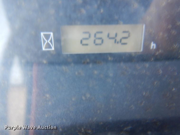 image for item DJ4995 Kubota L3901D  MFWD tractor