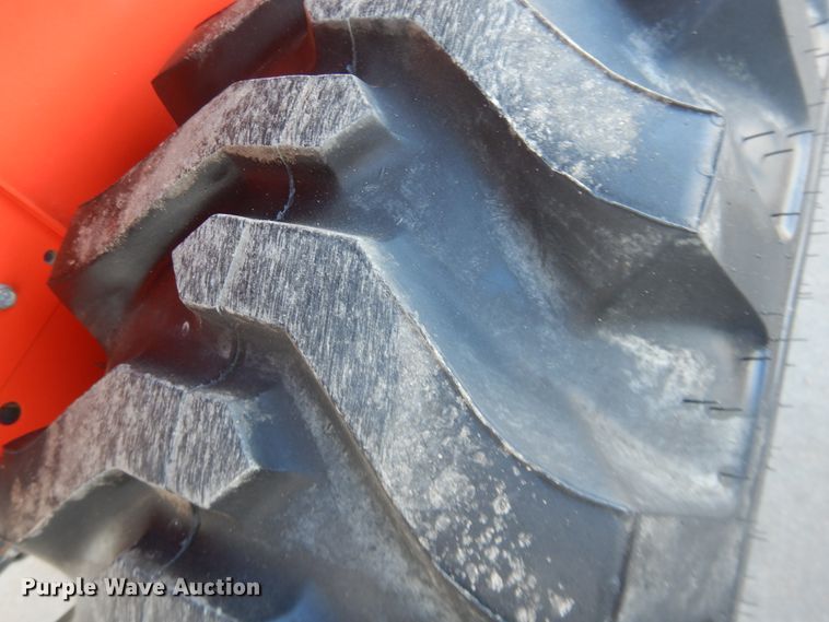 image for item DJ4995 Kubota L3901D  MFWD tractor