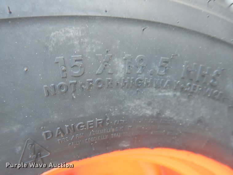 image for item DJ4995 Kubota L3901D  MFWD tractor