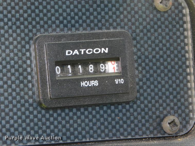 image for item DJ5973 2010 Ford E450 Super Duty  shuttle bus