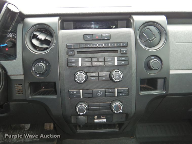 image for item DJ8326 2013 Ford F150  SuperCrew pickup truck