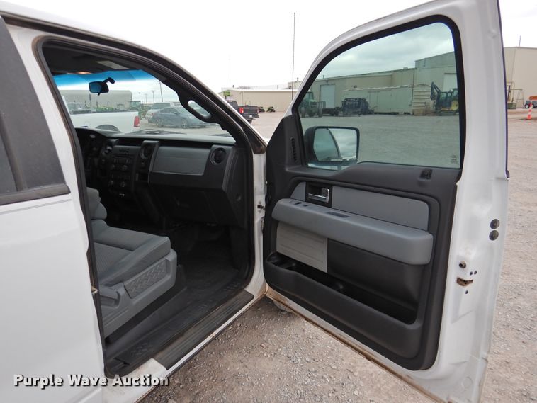 image for item DJ8326 2013 Ford F150  SuperCrew pickup truck