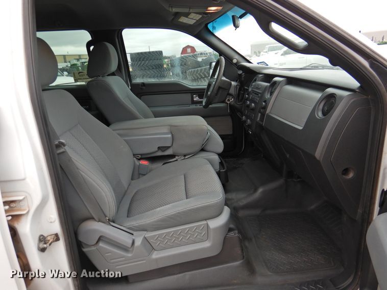 image for item DJ8326 2013 Ford F150  SuperCrew pickup truck