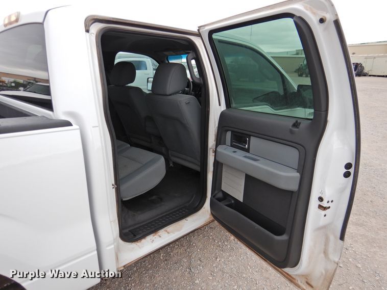 image for item DJ8326 2013 Ford F150  SuperCrew pickup truck