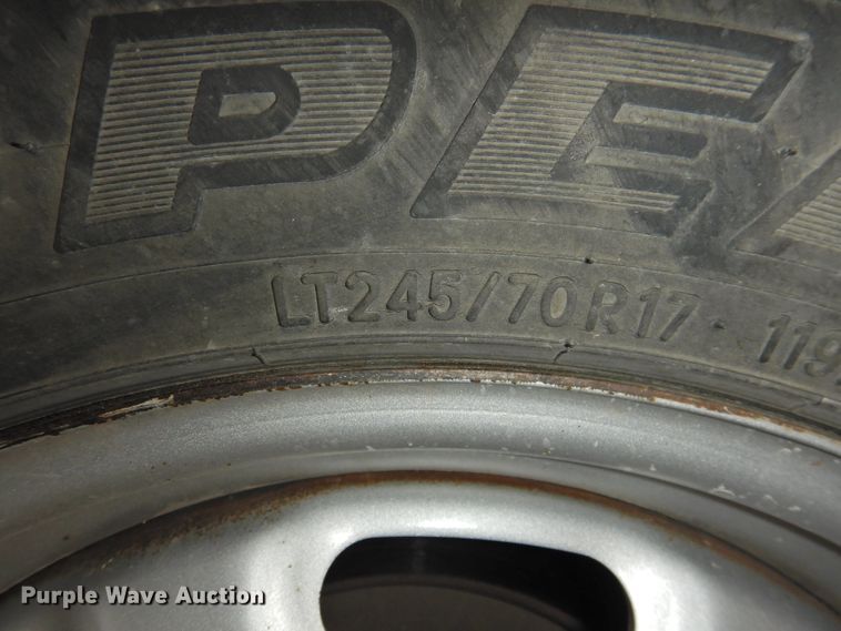 image for item DJ8326 2013 Ford F150  SuperCrew pickup truck