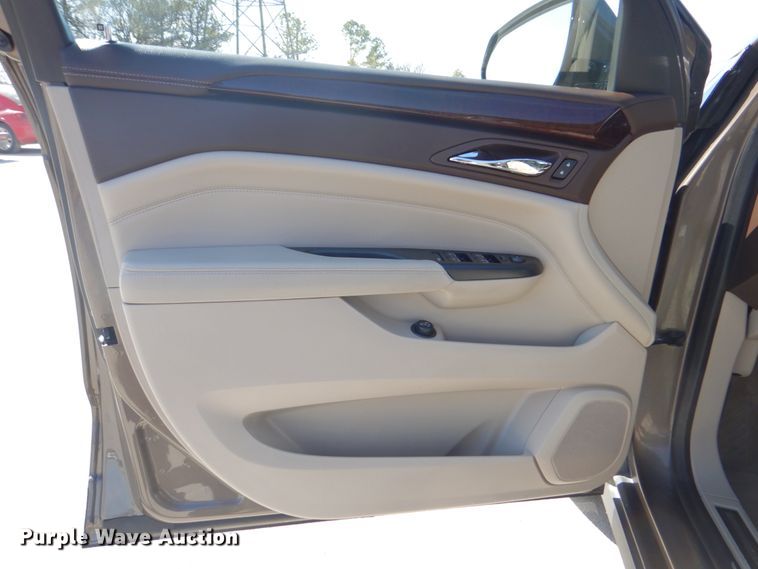 image for item DJ8710 2015 Cadillac SRX  SUV