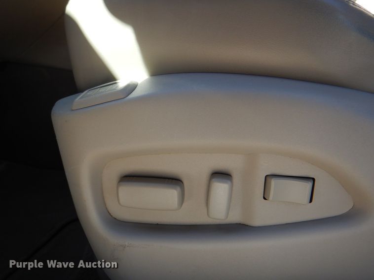 image for item DJ8710 2015 Cadillac SRX  SUV