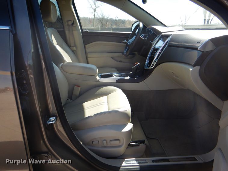 image for item DJ8710 2015 Cadillac SRX  SUV