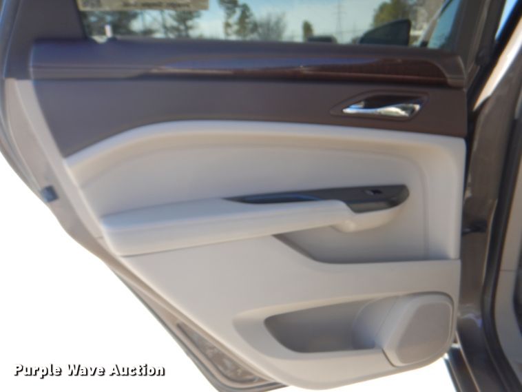 image for item DJ8710 2015 Cadillac SRX  SUV