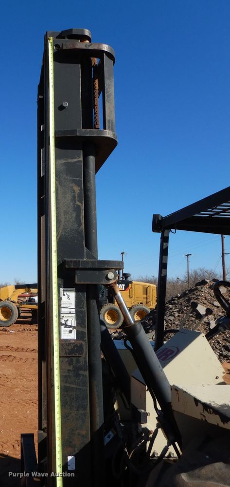 image for item DJ8834 Ingersoll Rand RT-706H  forklift