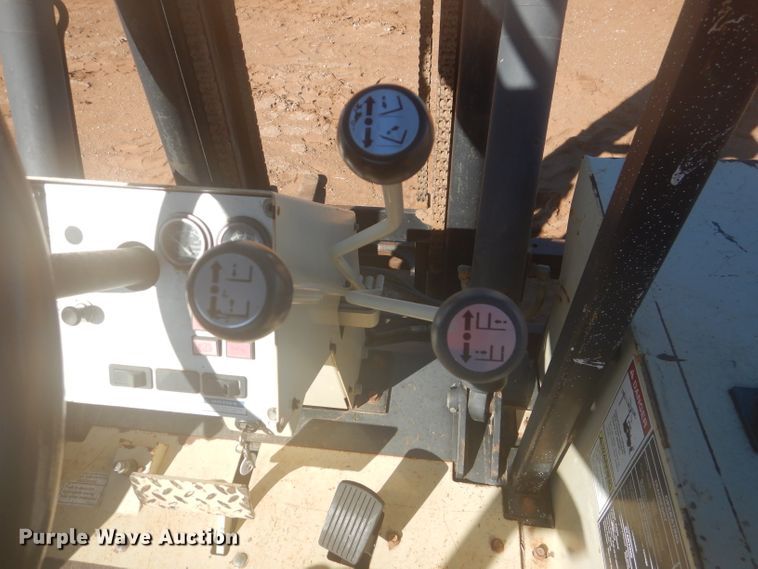 image for item DJ8834 Ingersoll Rand RT-706H  forklift