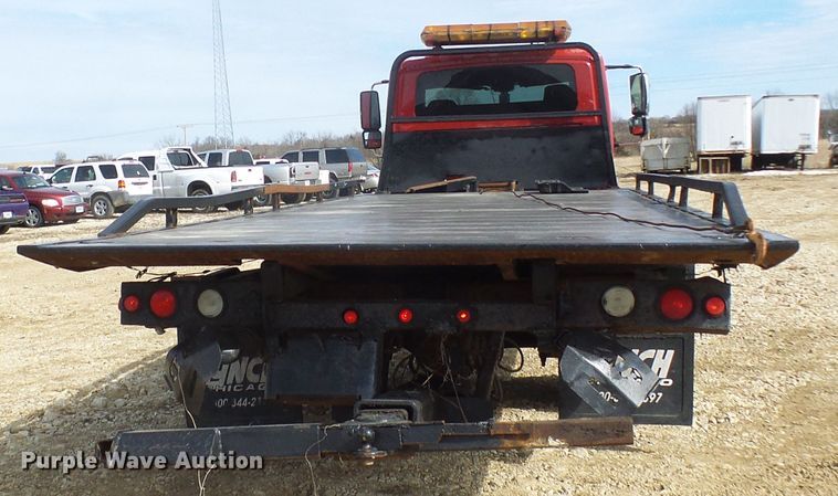 image for item DL0804 2003 International 4300  rollback truck