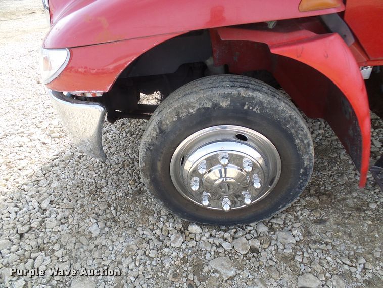 image for item DL0804 2003 International 4300  rollback truck