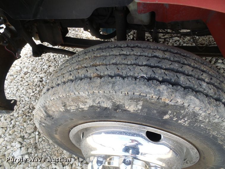 image for item DL0804 2003 International 4300  rollback truck